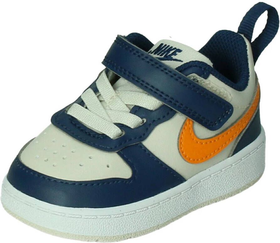 Nike court borough low recraft in de kleur ecru