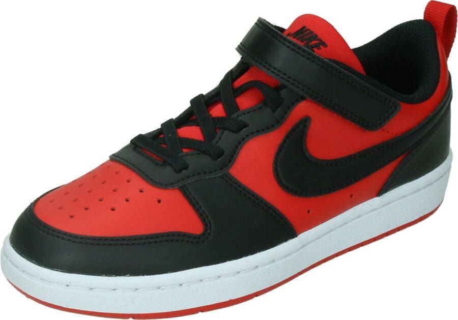 Nike court borough low recraft in de kleur rood