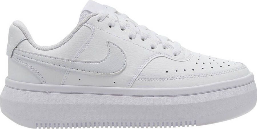 Nike Sportswear Sneakers COURT VISION ALTA Design in de voetsporen van de Air Force 1