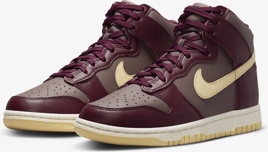 Nike Wmns Dunk High Basketball Schoenen plum eclipse pale vanilla night maroon maat: 40 beschikbare maaten:36.5 37.5 38.5 39 40.5 41 42