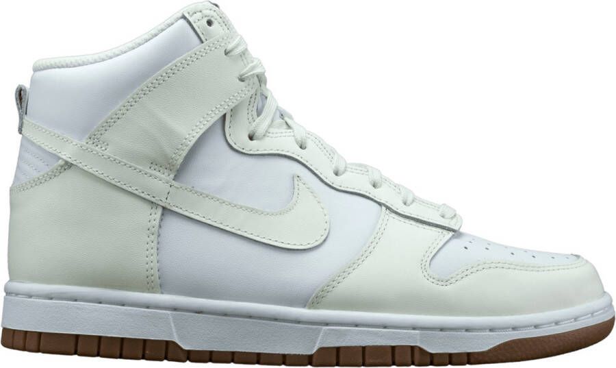 Nike Dunk High (W) ''Sail Gum'' DD1869-109 SAIL GUM Schoenen