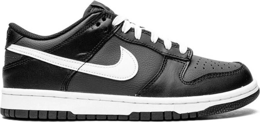 Nike Dunk Low Black White Sneakers Unisex Zwart Wit