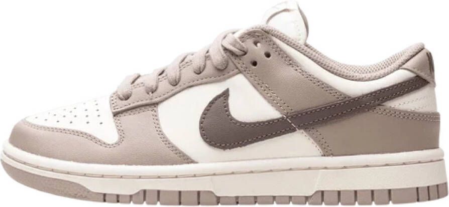 Nike WMNS Dunk Low Dunk in beige formaten: 36.5