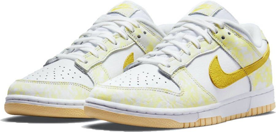 Nike Dunk Low Electric Yellow Strike Wit Geel