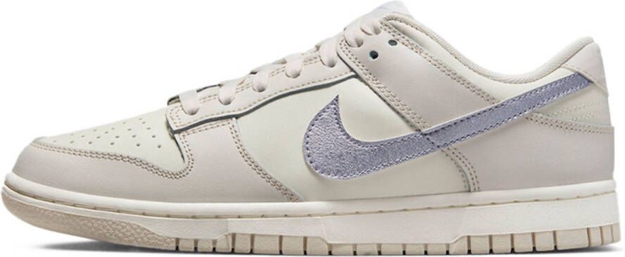 Nike Dunk Low ESS Trend Sneaker Wit Paars Limited edition