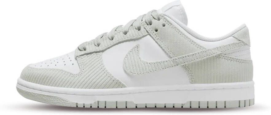 Nike WMNS Dunk Low Grey Corduroy FN7658