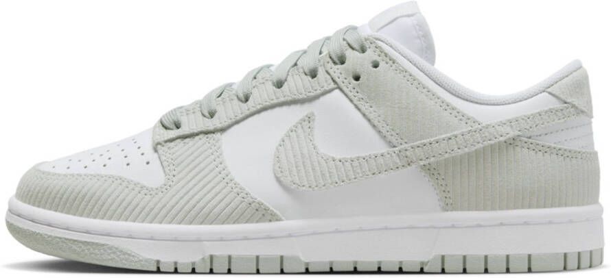 Nike WMNS Dunk Low Grey Corduroy FN7658