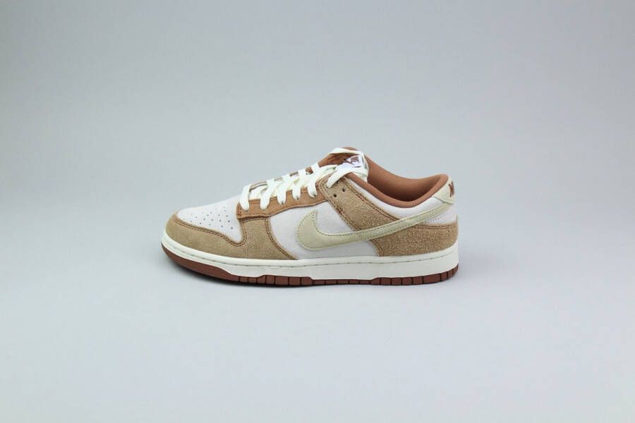 Nike Dunk Low 'Medium Curry'