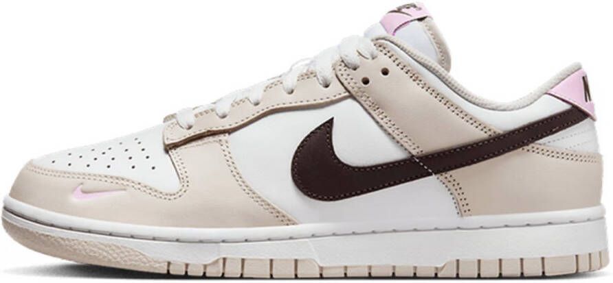 Nike Damesschoenen Dunk Low Premium Summit White Light Orewood Brown Pink Foam Baroque Brown- Dames Summit White Light Orewood Brown Pink Foam Baroque Brown