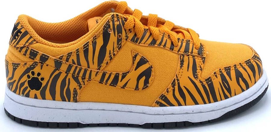 Nike Dunk Low NN PS Oranje Zwart Wit