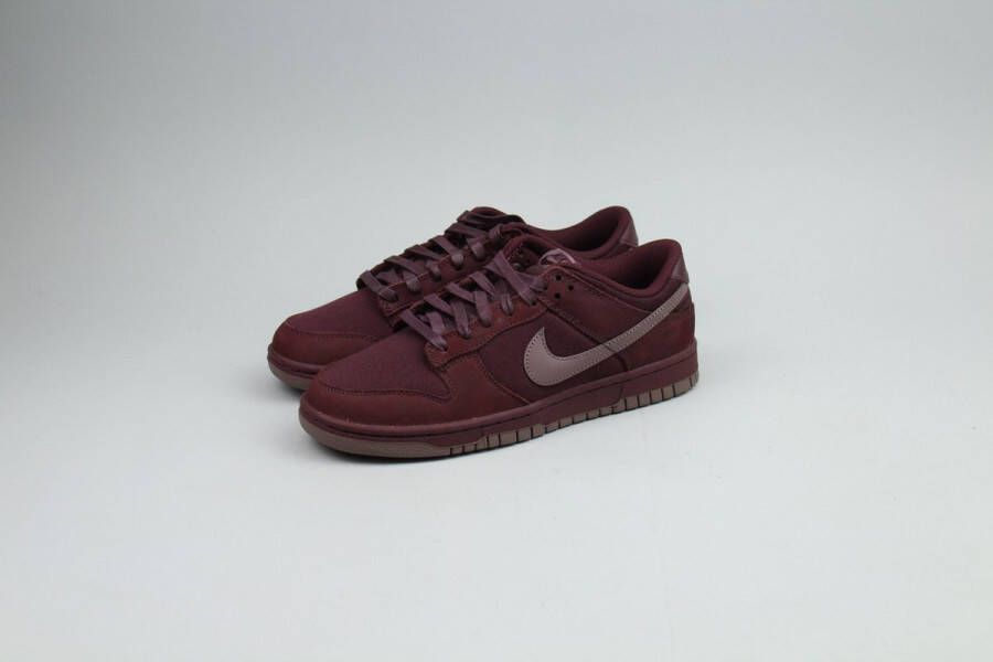 Nike Dunk Low Premium Burgundy Crush Sneakers Unisex