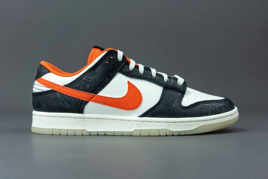 Nike Dunk Low PRM Halloween (2021) DD3357-100 Kleur als op foto