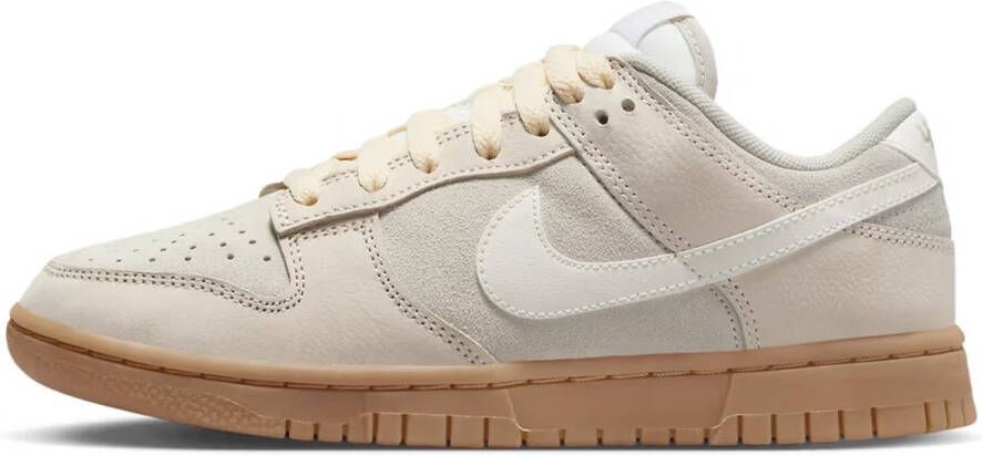 Nike Dunk Low SE Beige White Gum Suede Sneakers Unisex Doos Zonder Deksel