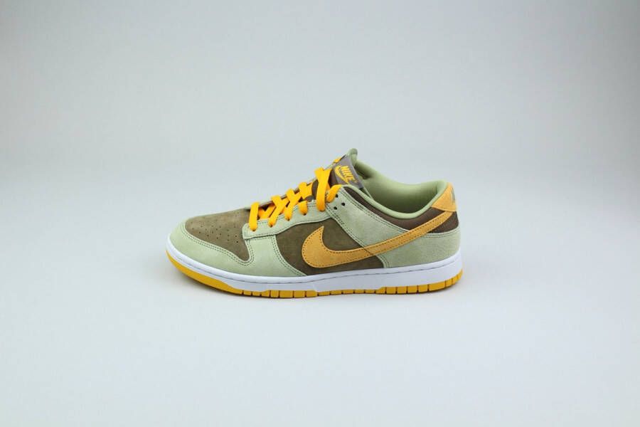 Nike Dunk Low SE 'Dusty Olive