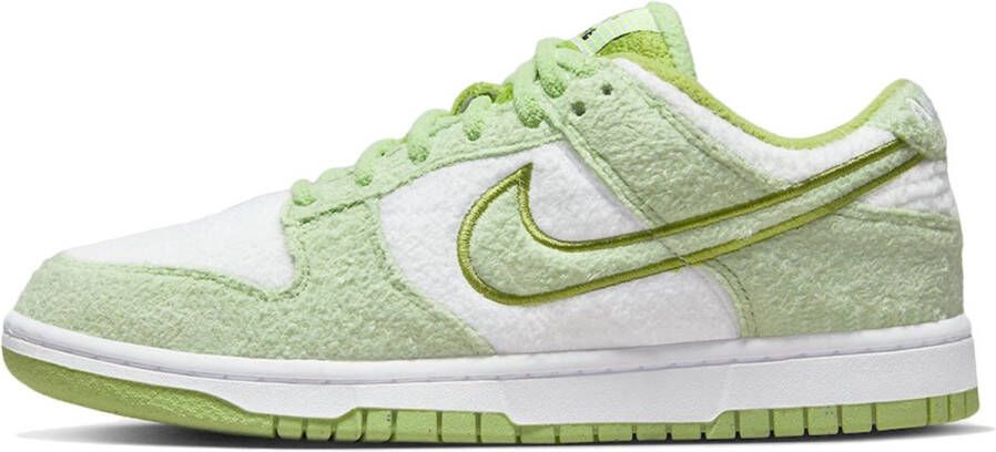 Nike Dunk Low SE Fleece Pack 'Honeydew'