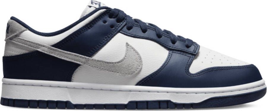 Nike Dunk Low Basketball Schoenen midnight navy light smoke grey summit grey maat: 42.5 beschikbare maaten:42.5 43 45 46