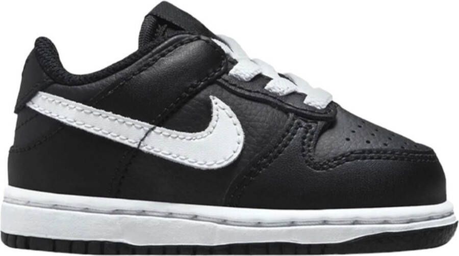 Nike Dunk Low (TDE) kind sneakers