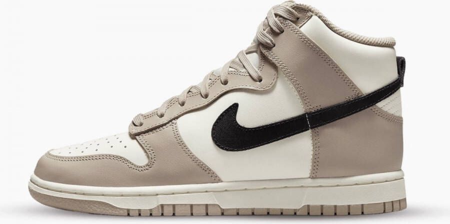Nike Dunk High Fossil Stone (W) DD1869-200 Kleur als op foto Schoenen