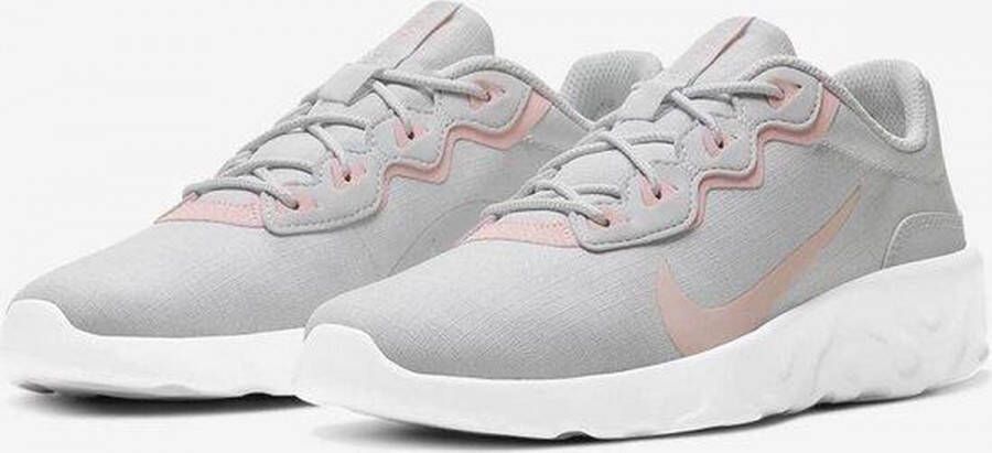 Nike Explore Strada WMNS Sneakers