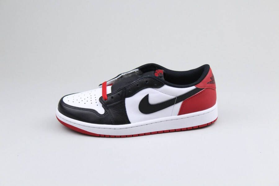 Nike Jordan 1 Low OG 'Black Toe' (2023)