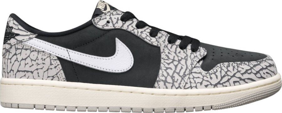 Nike Jordan 1 Retro Low OG Black Cement (Women's) CZ0775-001 ZWART Schoenen
