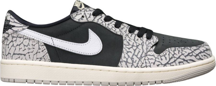 Nike Jordan 1 Retro Low OG Black Cement (Women's) CZ0775-001 ZWART Schoenen