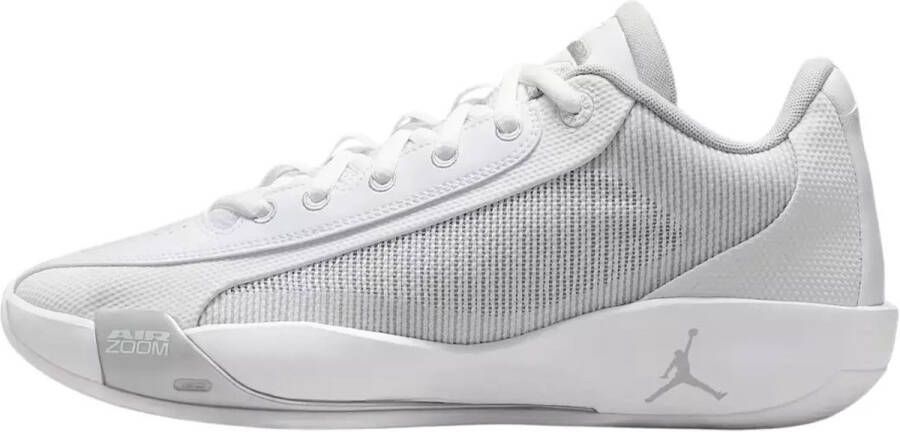 Nike jordan .77 in de kleur wit