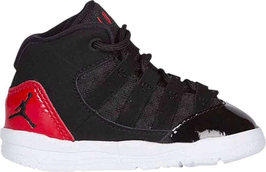 Jordan Max Aura PS 'Black Gym Red' Sneakers Kids Zwart Rood