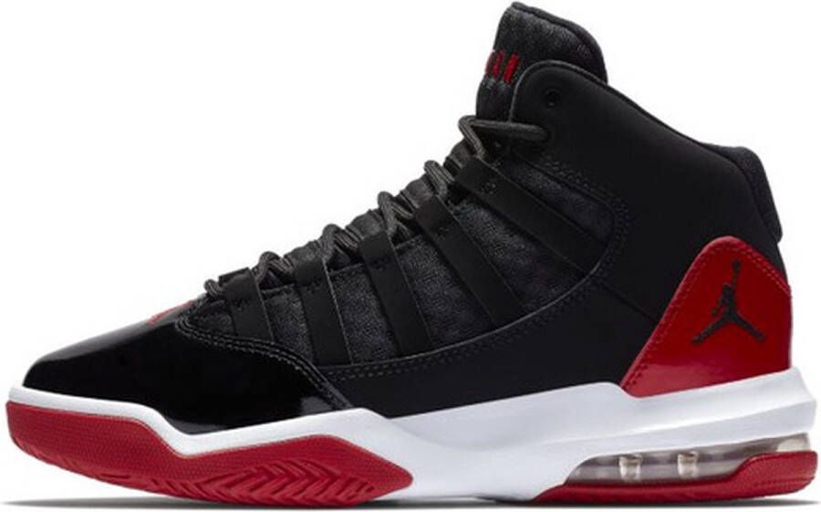 Jordan Max Aura Junior Black Gym Red White Black Red Kind