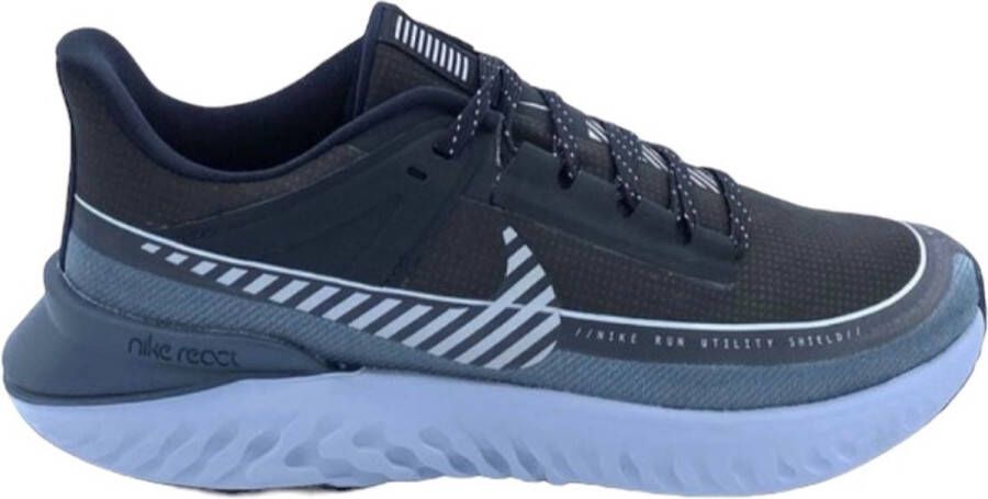 Nike legend react 2 shield in de kleur zwart