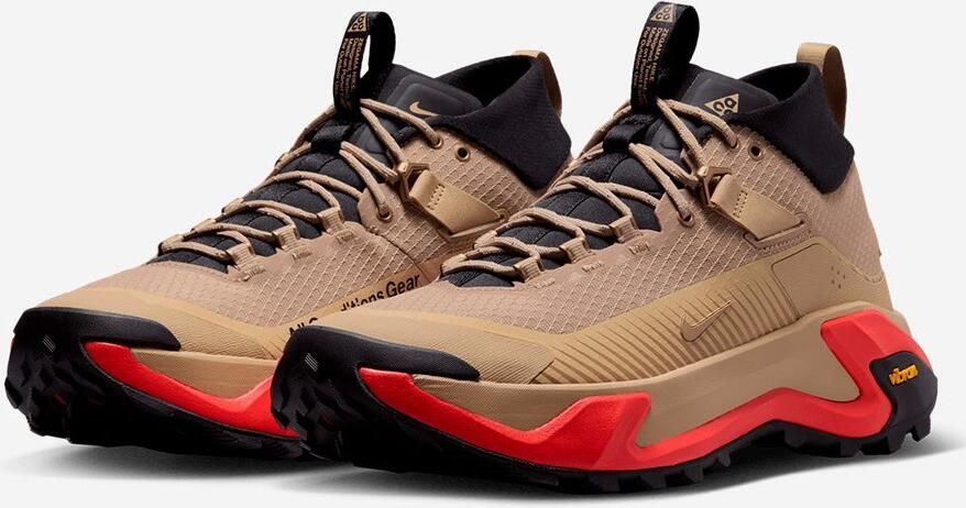 Nike ACG Zegama Hike Sneakers British Khaki (British Khaki Linen Light Crimson) Bruin Beige ACG Outdoor Heren