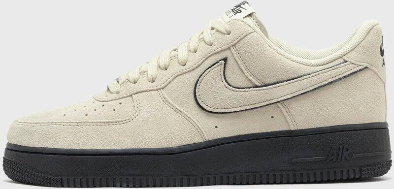 Nike Air Force 1 '07 LV8 Beige Suede Sneakers Unisex Khaki Zwart