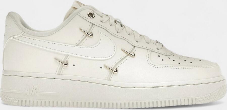 Nike Lage Sneakers Air Force 1 '07 LX CN Sail Gold Mini Swooshes ( 's)