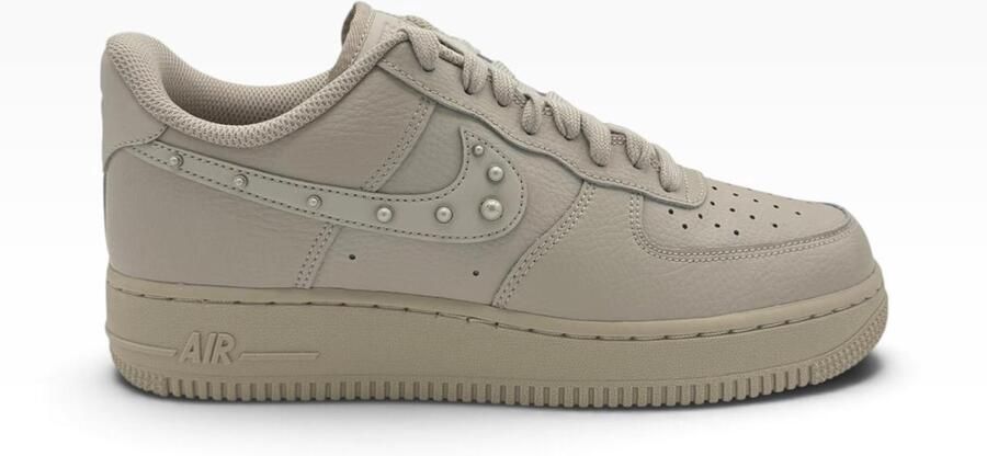 Nike Air Force 1 '07 Sneakers Dames Cream