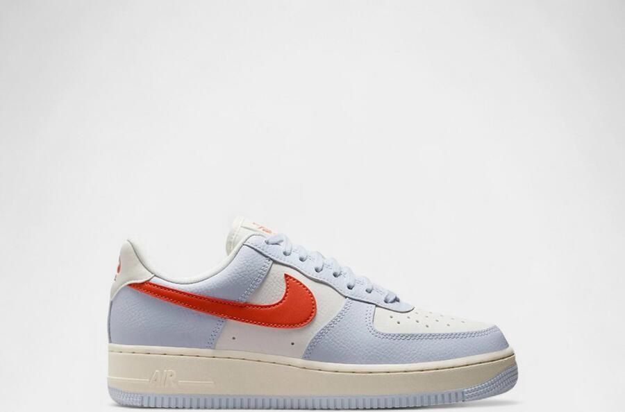 Nike Lage Sneakers Air Force 1 Low '07 Football Grey Vintage Coral (Women's)