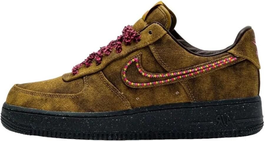 Nike Air Force 1 Low '07 QS Boucle Desert Moss Fierce Pink