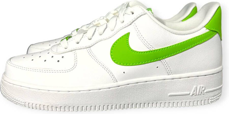 Nike Air Force 1 Low 07 (W) Sneakers Schoenen Wit-Groen DD8959