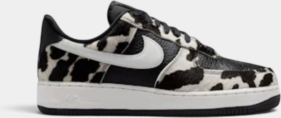 Nike Sportswear Sneakers laag 'AIR FORCE 1 '07'' zwart wit