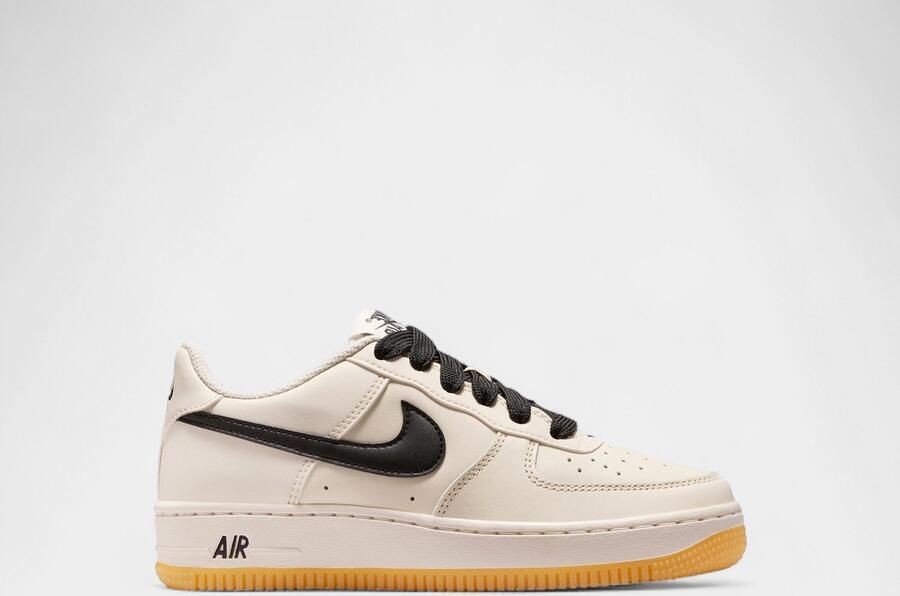 Nike Lage Sneakers Air Force 1 Low LV8 Soft Pearl Gum Black (GS)
