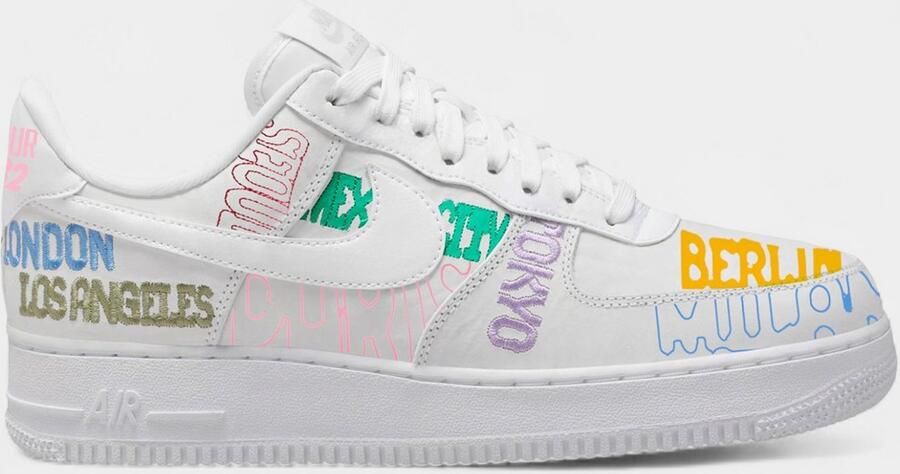 Nike Lage Sneakers Air Force 1 Low World Tour White
