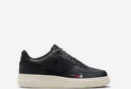Nike Lage Sneakers Air Force 1 Lv8 (GS) "Black Saturn Gold"
