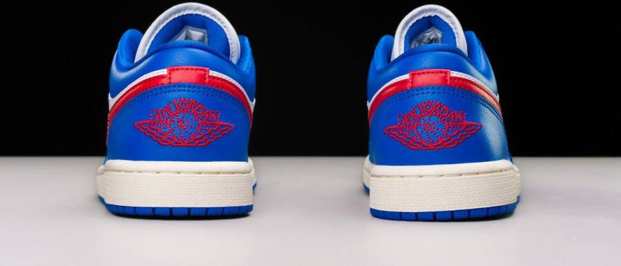 Jordan Wmns Air 1 Low Basketball Schoenen sport blue gym red white sail maat: 36.5 beschikbare maaten:36.5