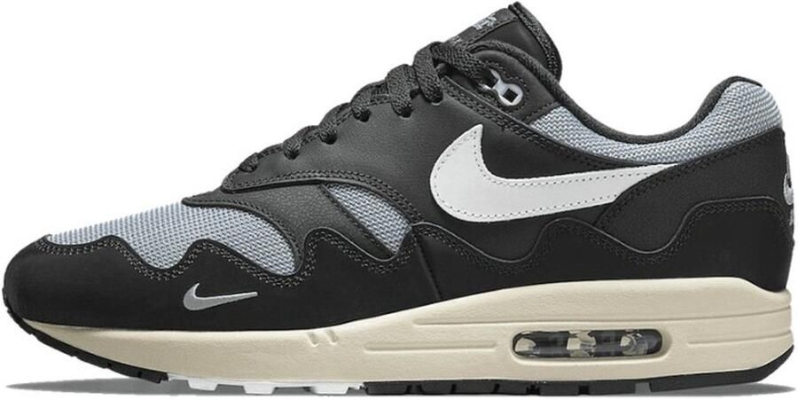Nike Air Max 1 Patta Waves Black (with Bracelet)