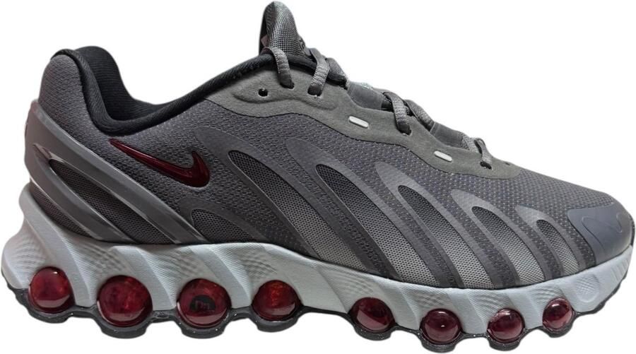 Nike Air Max DN8 Sneakers Mannen Zwart Grijs Rood