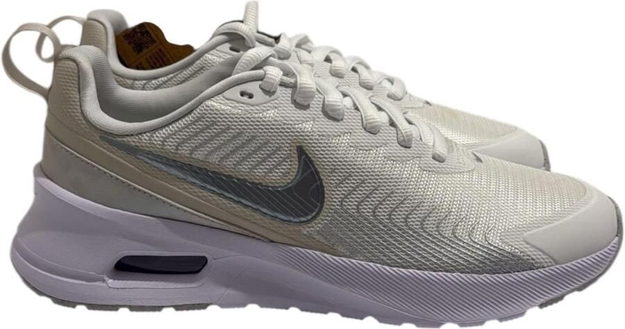 Nike Air Max NuAxis SE Sneakers Dames