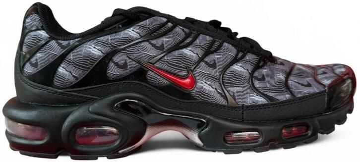 Nike AIR MAX PLUS