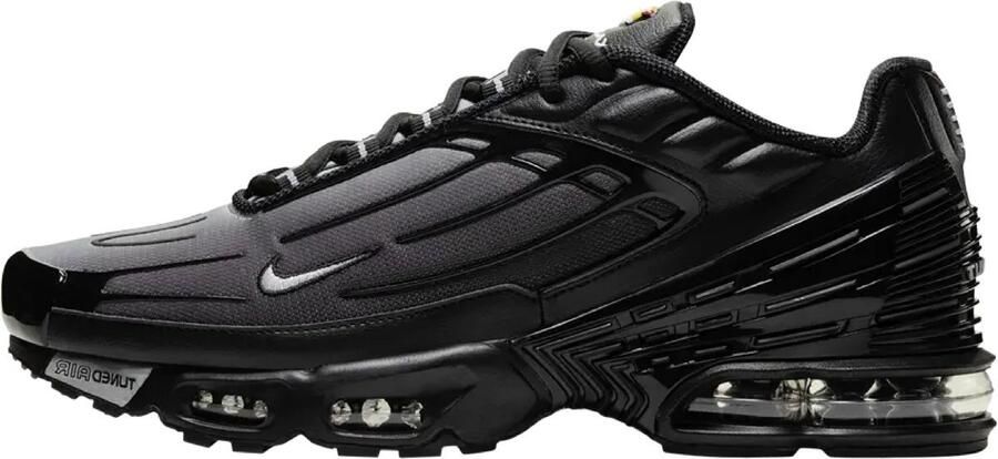 Nike AIR MAX PLUS III