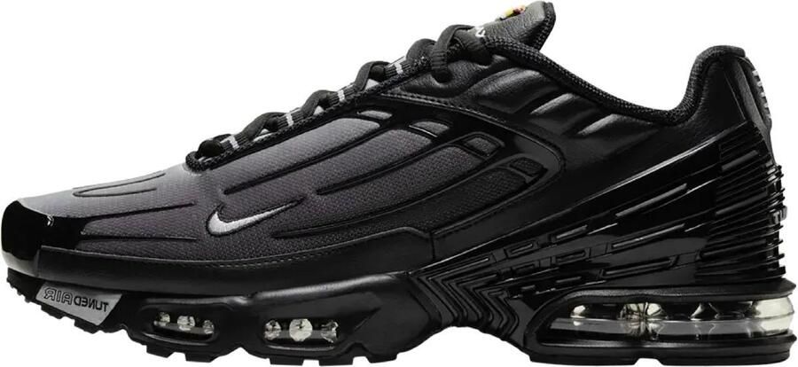 Nike AIR MAX PLUS III