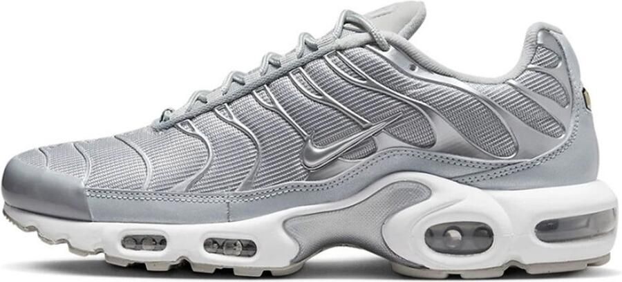 Nike Air Max Plus Metallic Silver