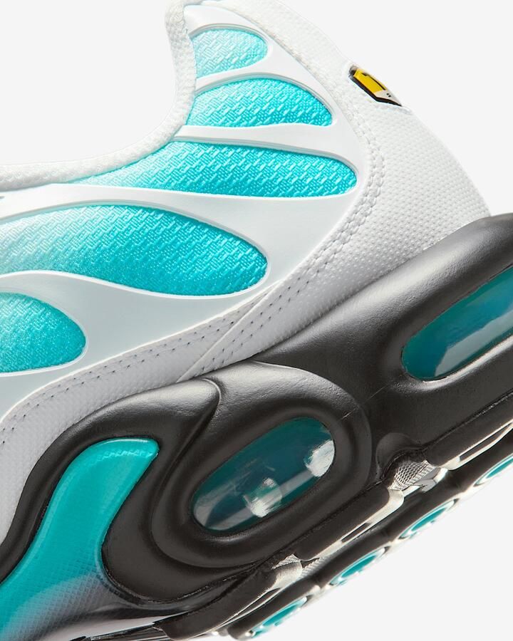 Nike Air Max Plus Sneakers Dusty Cact White-Black Groen Wit Zwart Air Max Plus Lifestyle Heren Sneakers voor Mannen